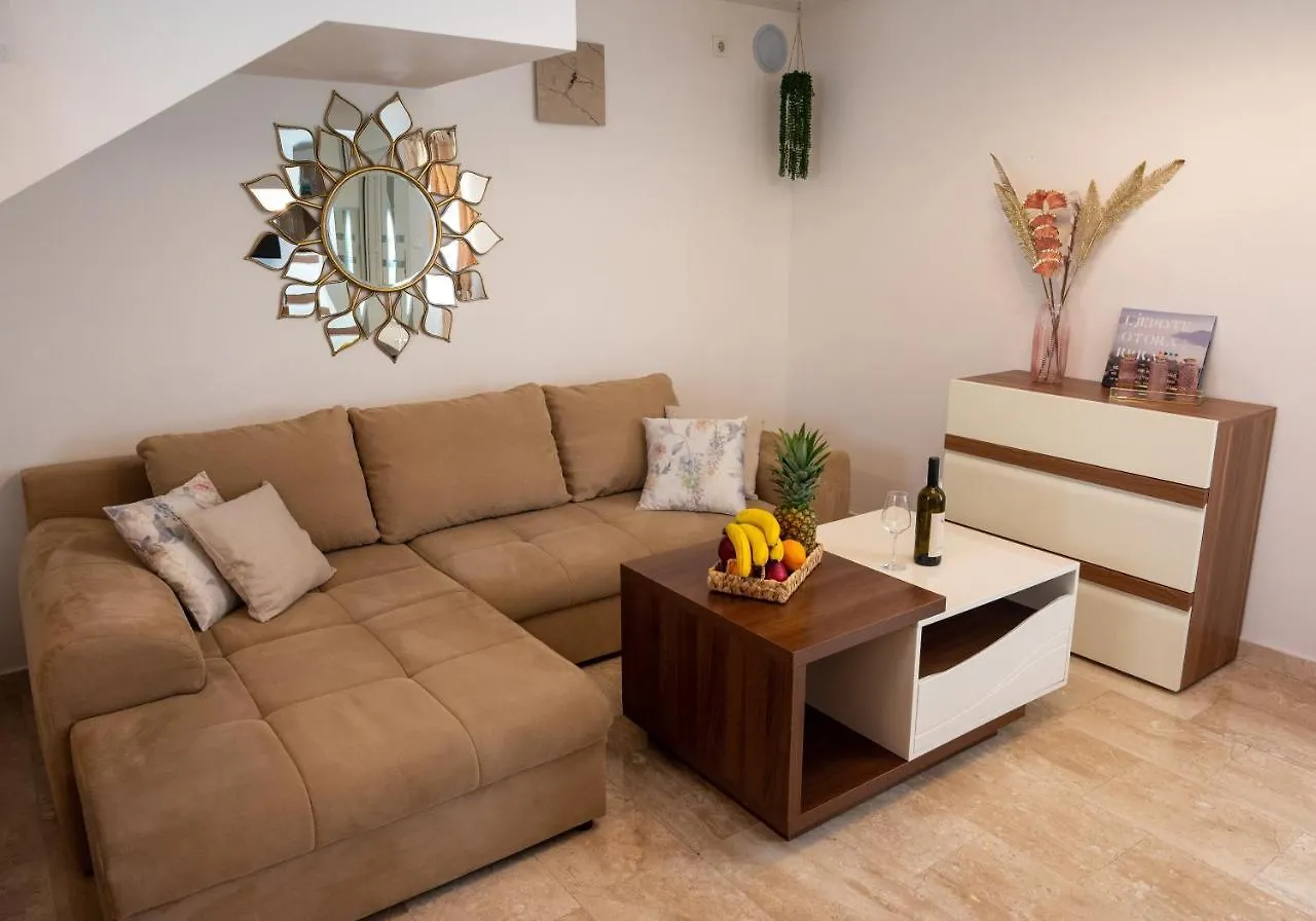Holiday House With Private Pool Vrh  Vrh (Krk)